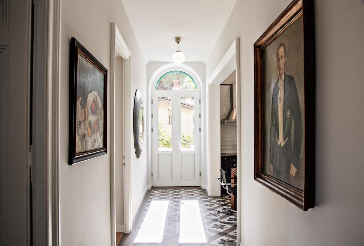 Deluxe Beachfront Apartment Klara, ロヴラン エクステリア 写真